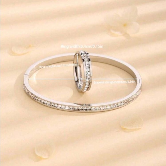 Exquisite 2 pc Set Stainless Steel Square Cubic Zirconia Bangle And Ring - Picture 4 of 4